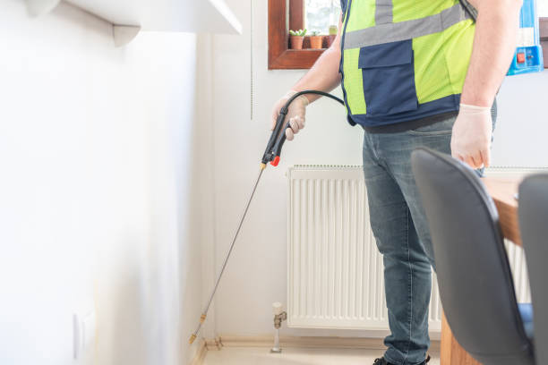 Best Pest Removal Services  in Sneads, FL